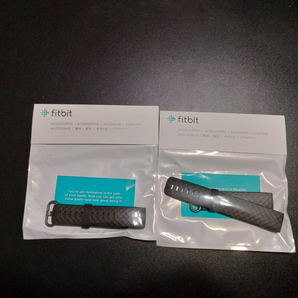 Lot of 2 FITBIT Accessories Replacement Band Black FB168ABBKS (2019)